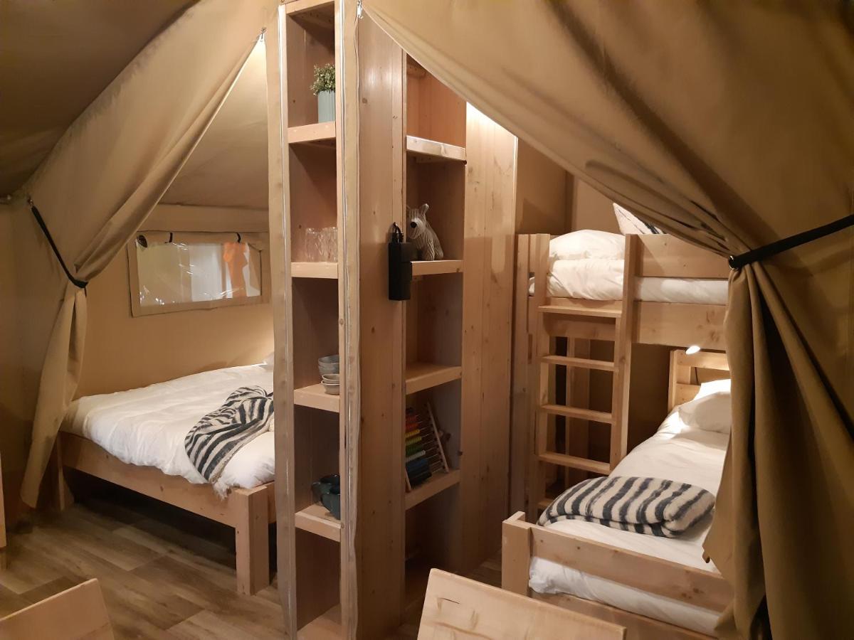 Tente Familiale Au Camping Hautoreille Bannes  Kültér fotó
