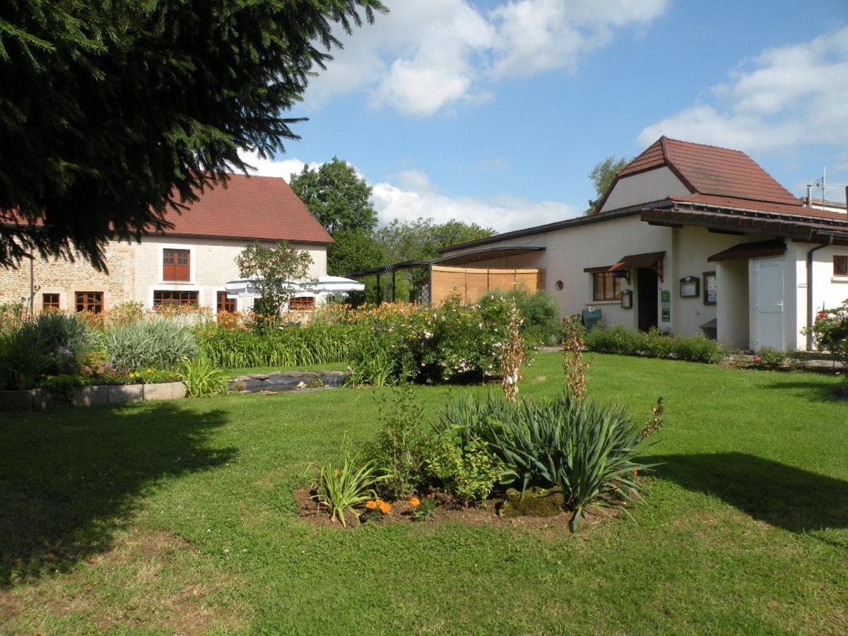 Tente Familiale Au Camping Hautoreille Bannes  Kültér fotó